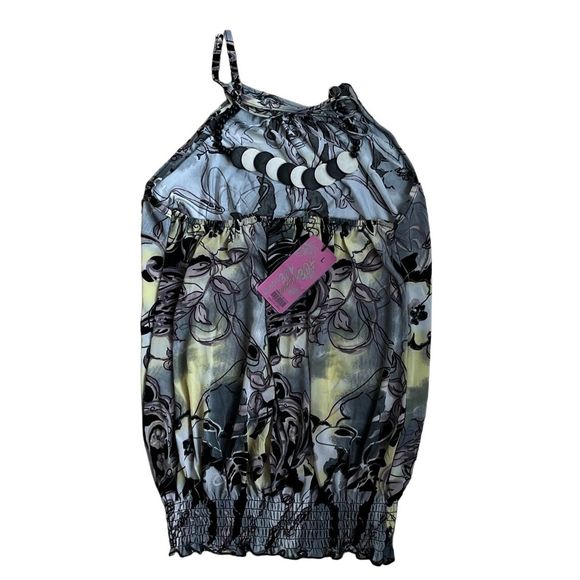 NWT Lot of 8 - Size Large Assorted- Dresses, Halter Blouses, T shirt, 1/4 zip p - Picture 7 of 15